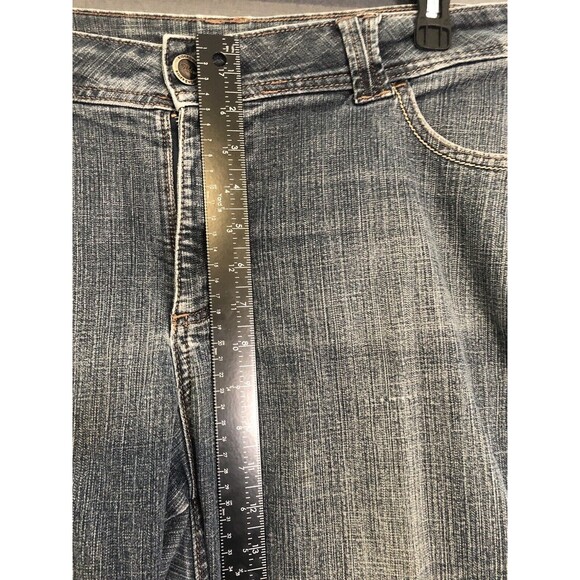 Lee Rider Women’s Jean Shorts Size 16. - Picture 3 of 5